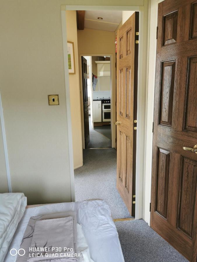 Hotel Oor Wee Hoose Leswalt Exterior foto